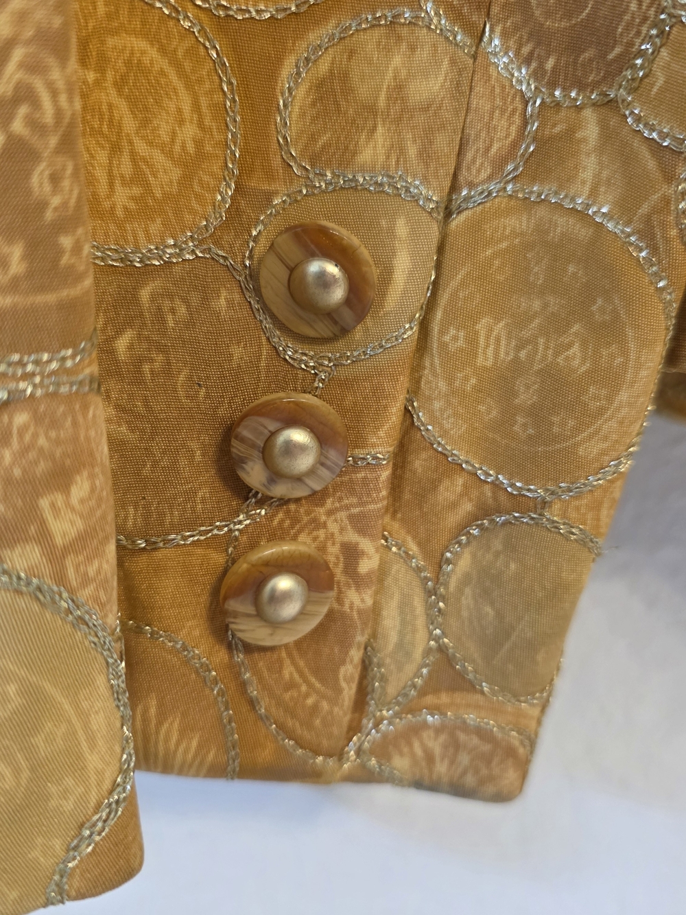 Art To Wear 100% Silk Gold Metallic Brocade Blazer – Size S